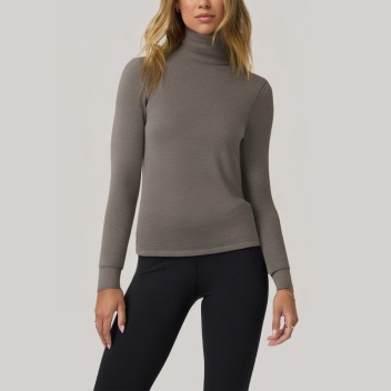 Warm knitted high-neck women's base layer