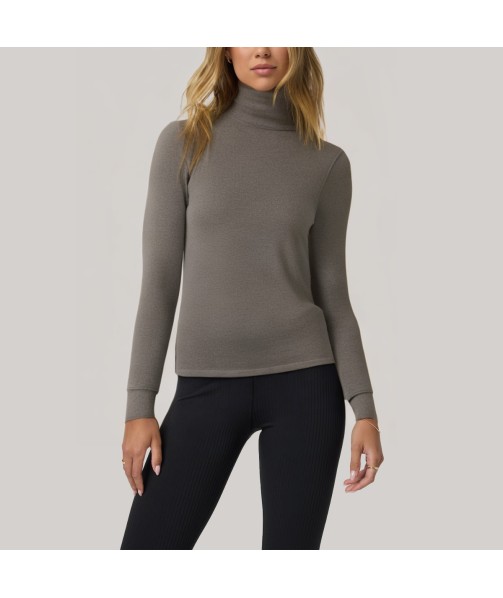 Fashionable fold-collar women's base layer top