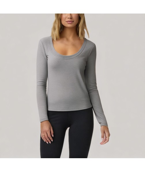 Fashionable fitted waist women's base layer top