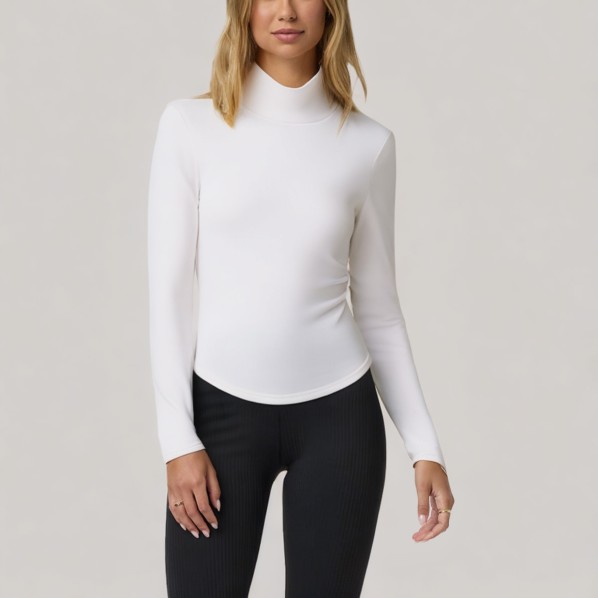 White turtleneck women's long-sleeved base layer