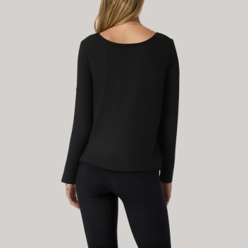 Black round neck women's long-sleeved base layer
