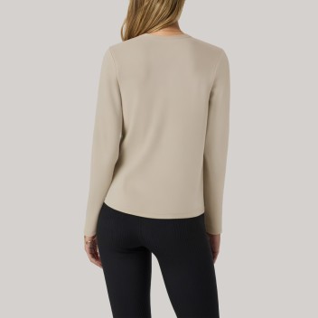 Simple round neck women's long-sleeved base layer top