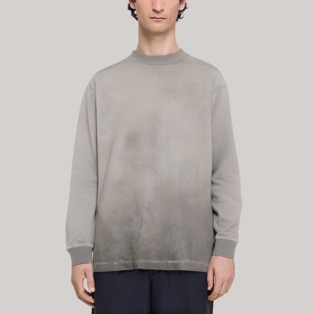 Distressed gradient loose men's base layer shirt