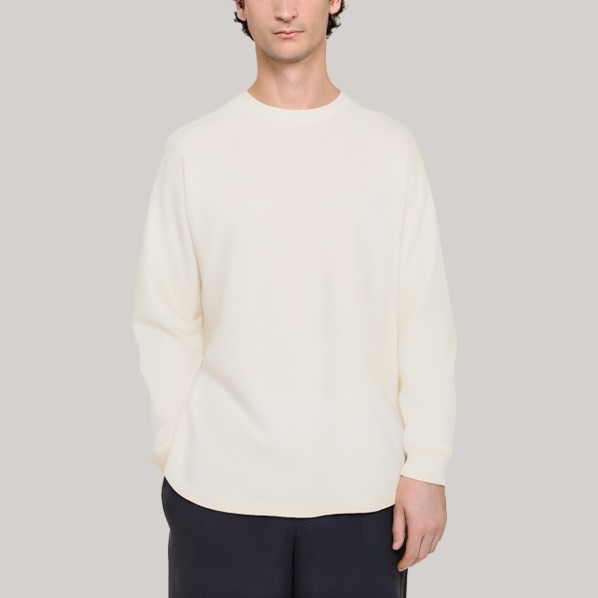 Versatile solid color loose men's base layer shirt