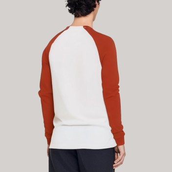 Color-blocked crew neck men's base layer shirt