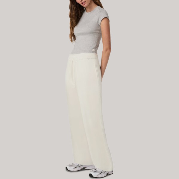 Simple and loose drawstring women's sports pants