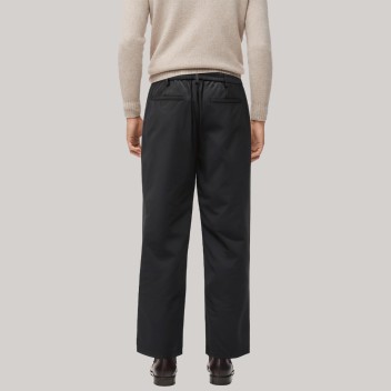 Lightweight black slim fit men's windproof pants