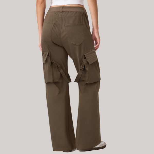 Brown straight-leg women's windproof pants