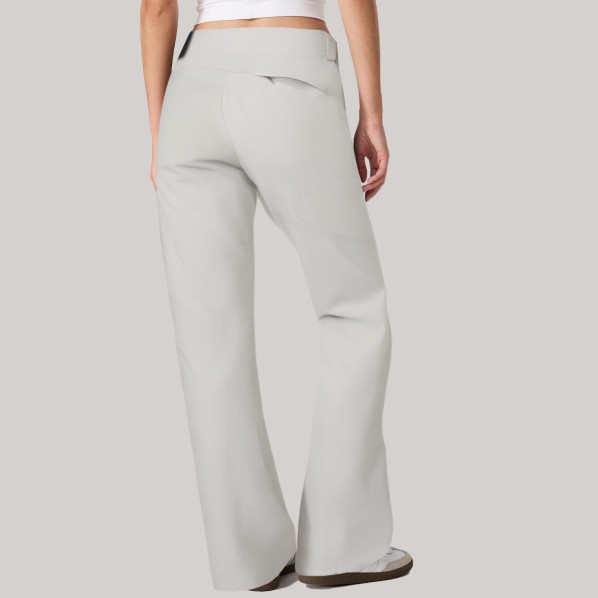 Stylish and comfortable women's ski windproof pants